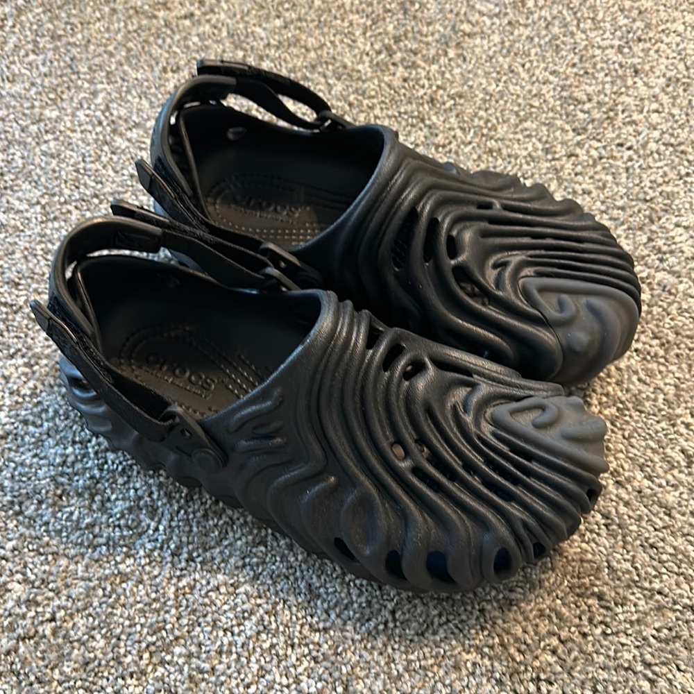 Salehe Bembury Black Crocs Limited Edition